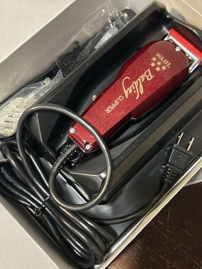 Wahl Burgundy Corded Baby Clipper with Gold Accents